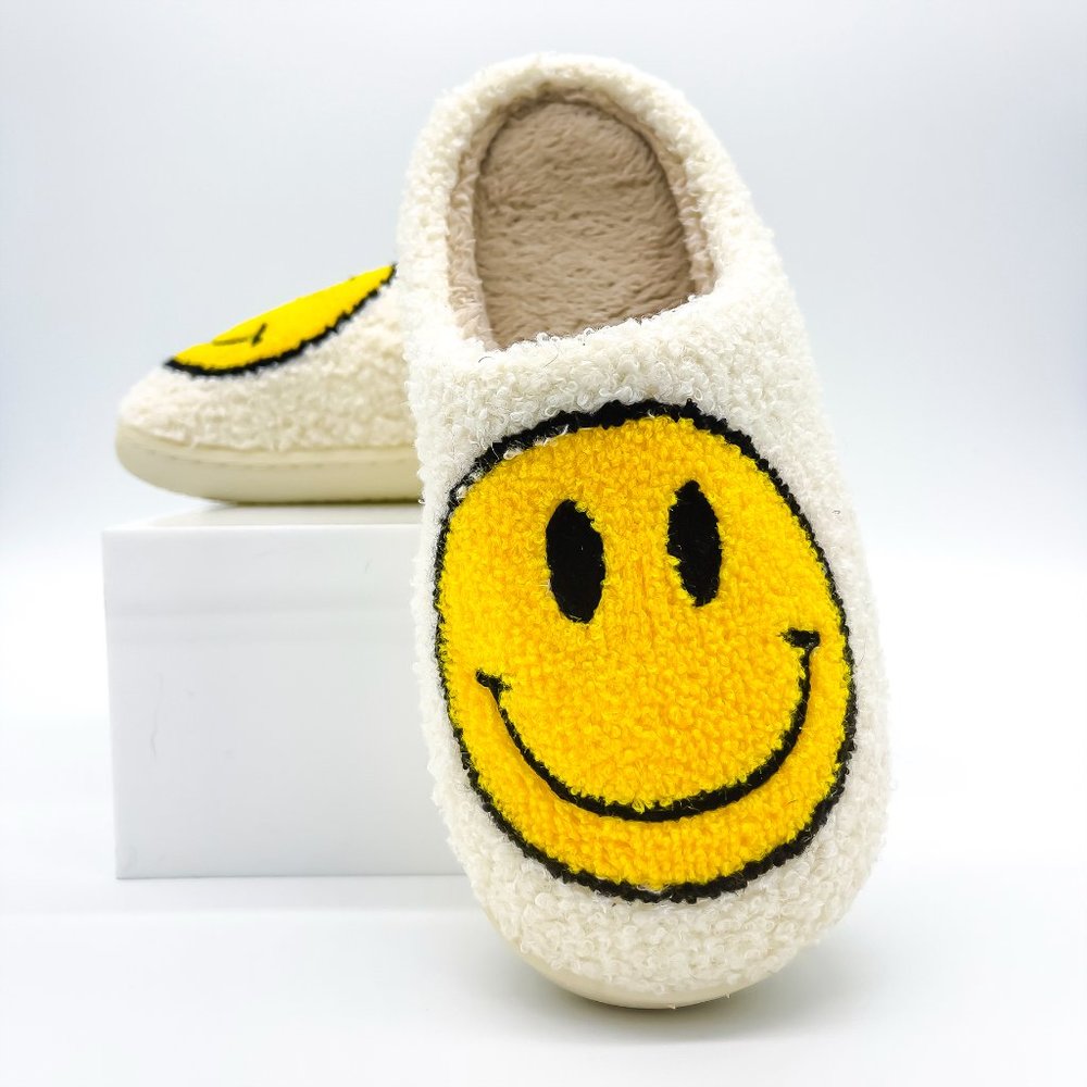 Ivory Smiley Slippers Fuzzy Slippers Warm and Cozy Indoor Slip-Ons 🙂